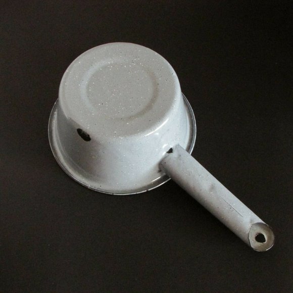 Vintage Enamel Saucepan Speckled Gray Chippy Pot Enamelware Rustic Farmhouse - Picture 7 of 9
